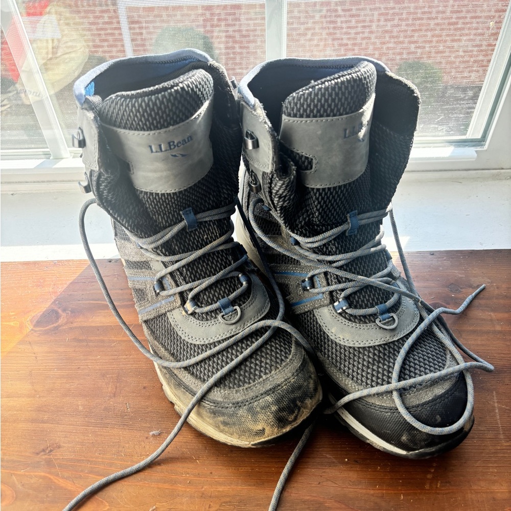 L.L Bean snow shoes